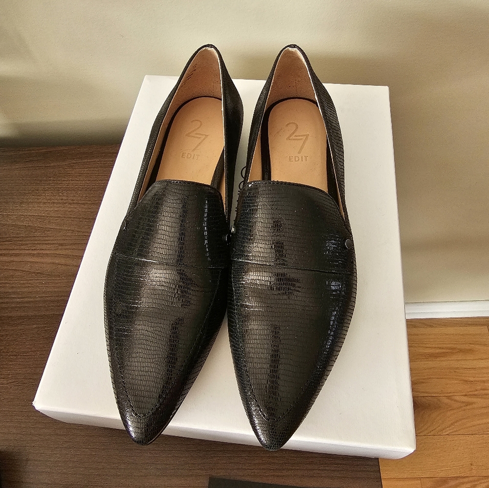 Brand New in box 27 Edit Harlie flats